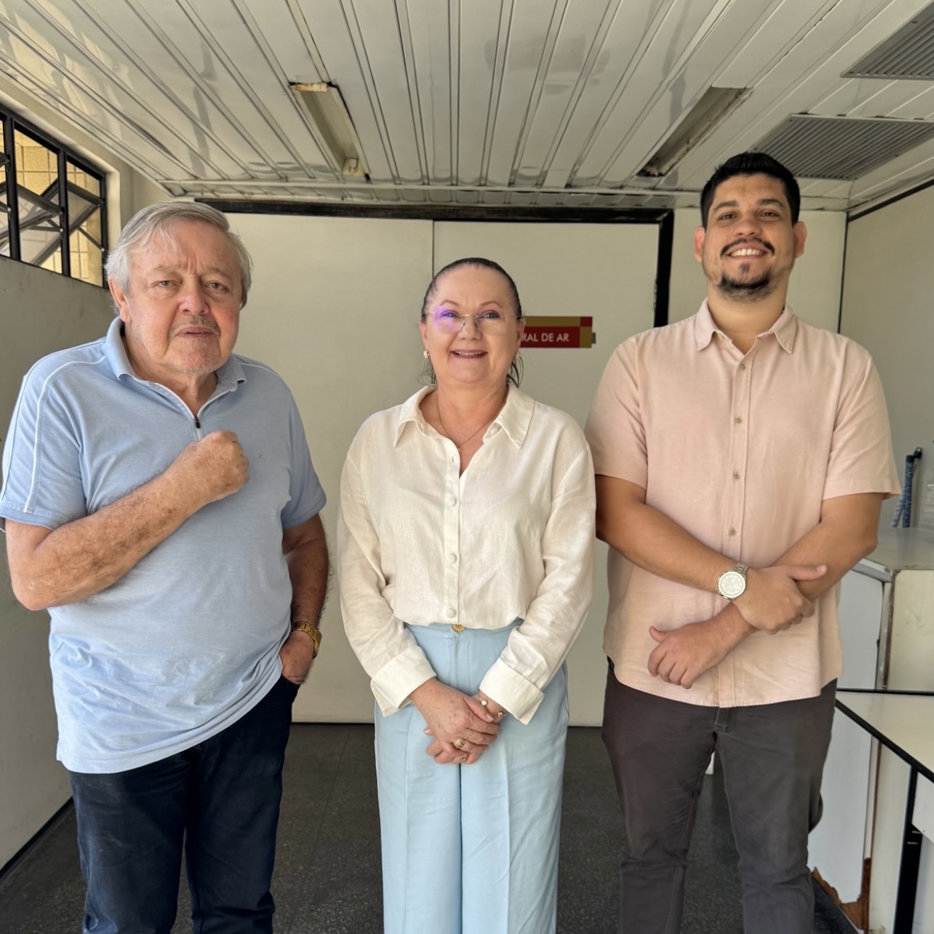 Prefeita Ivoneth Braga assegura continuidade da obra da adutora de Santa Cruz do Banabuiú