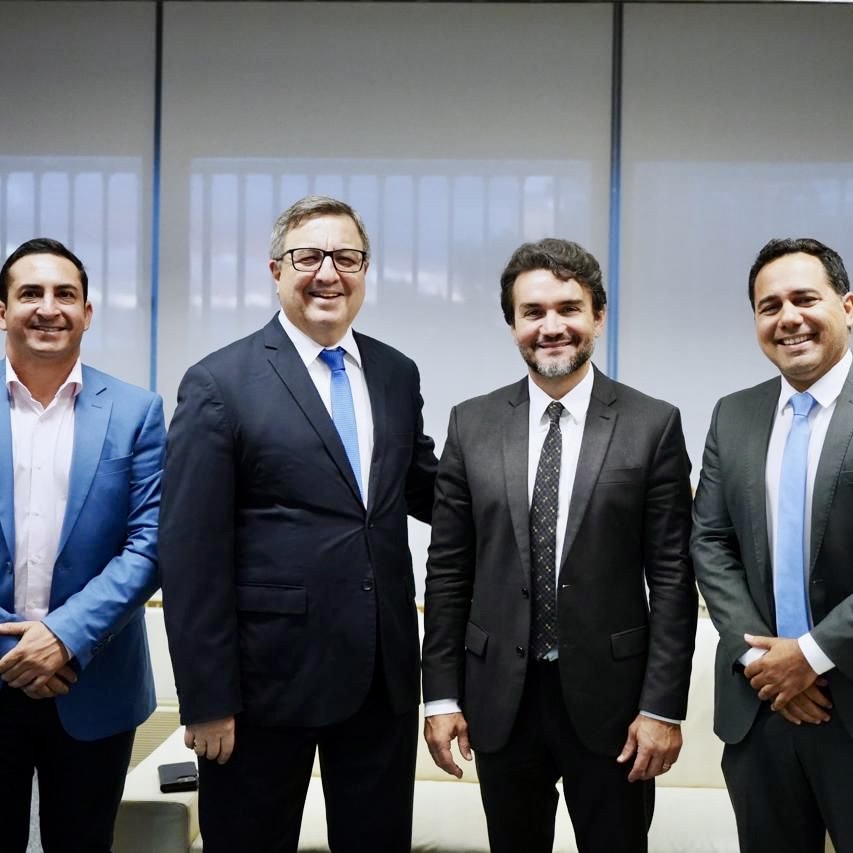 Com investimento de R$ 6,4 milhões, Roberto Filho inicia modernização da rede municipal de ensino de Iguatu